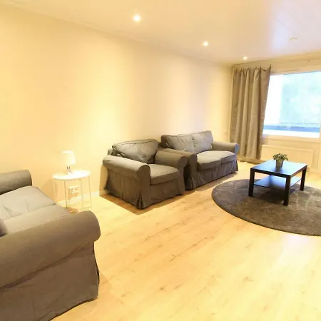 Spacious For 5 Apartment *